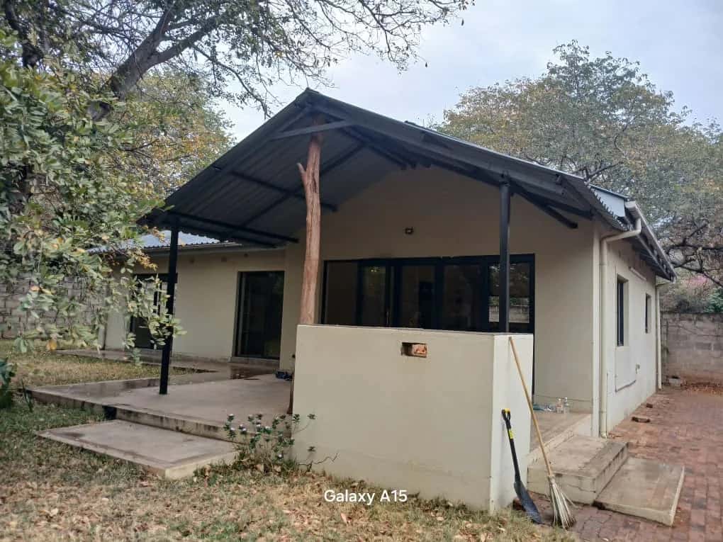Victoria Falls Property